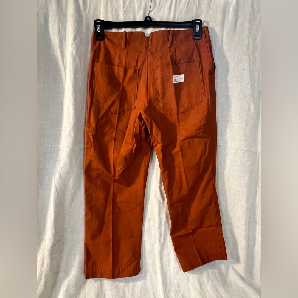Hurley capis pants